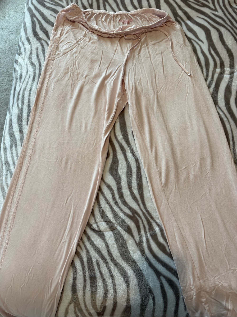 Victoria’s Secret Women's Soft Wide-Leg Lounge Set - Light Blush